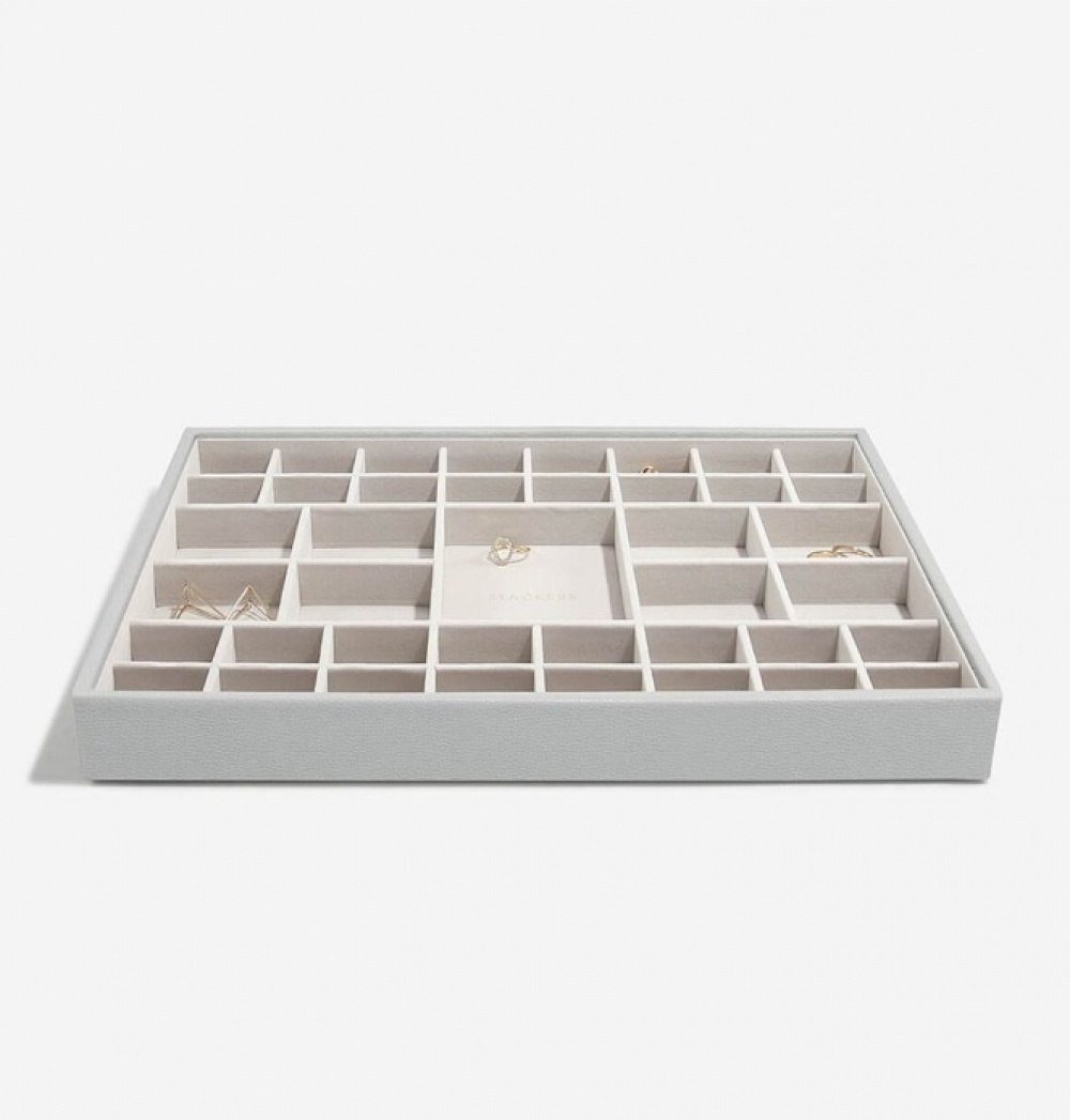 Bricka för smycken, 41 fack, Stort, SUPERSIZE STACKERS, 36 x 25 x H 4 cm, Pebble Grey i gruppen Förvaring / Sovrumsförvaring / Smyckesförvaring hos SmartaSaker.se (40246)