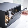 Brödlåda i metall, TOWER BREAD CASE, 40 x 34,5 x H 24 cm, Yamazaki, Svart Brödlåda i metall, TOWER BREAD CASE, 40 x 34,5 x H 24 cm, Yamazaki, Svart