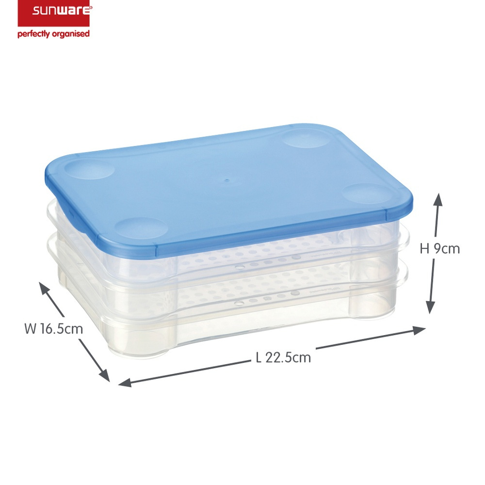 Burk för Pålägg, 3 Brickor, CLUB CUISINE LARGE, 22,5 x 16,5 x H 9 cm , Klar / Blå i gruppen Förvaring / Köksförvaring / Förvaringslådor och burkar hos SmartaSaker.se (40277)