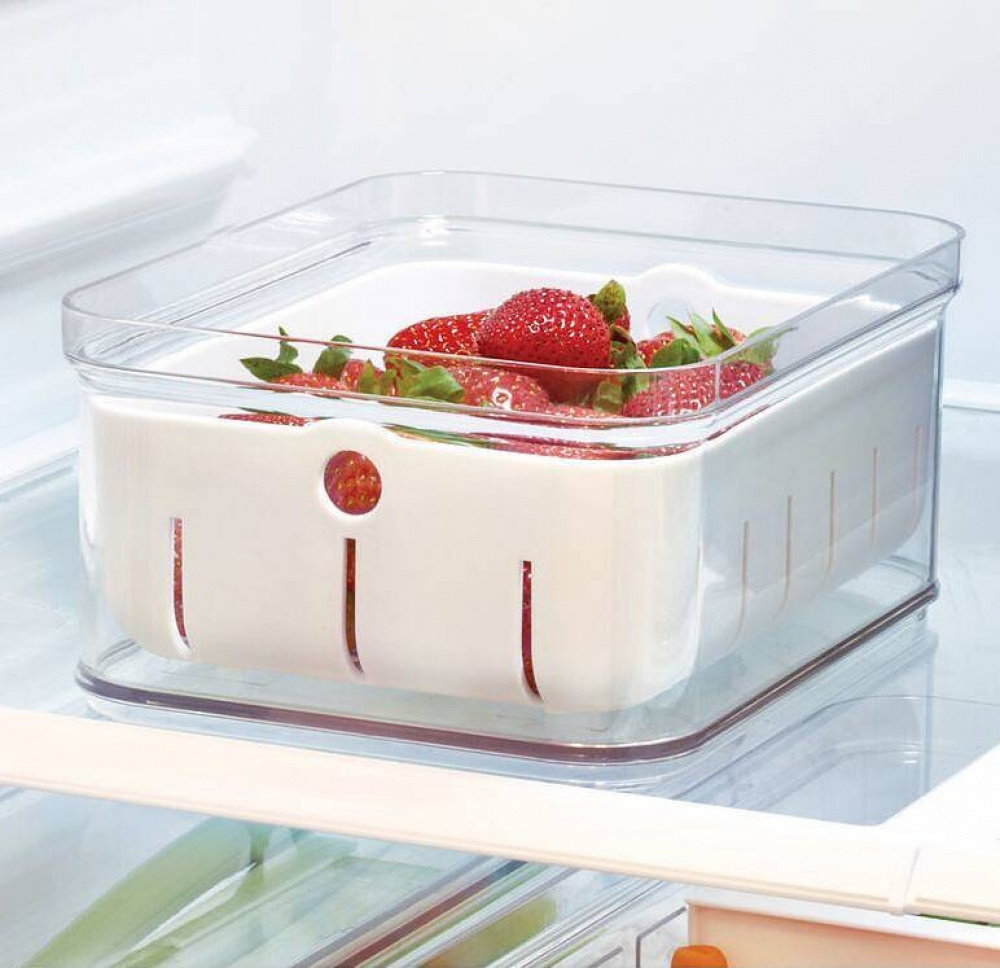 Burk med lock och durkslag, CRISP BERRY BIN, 16,5 x 21,6 x H 9,5 cm, Transparent / Vit i gruppen Förvaring / Köksförvaring / Kylskåpsförvaring hos SmartaSaker.se (40305)