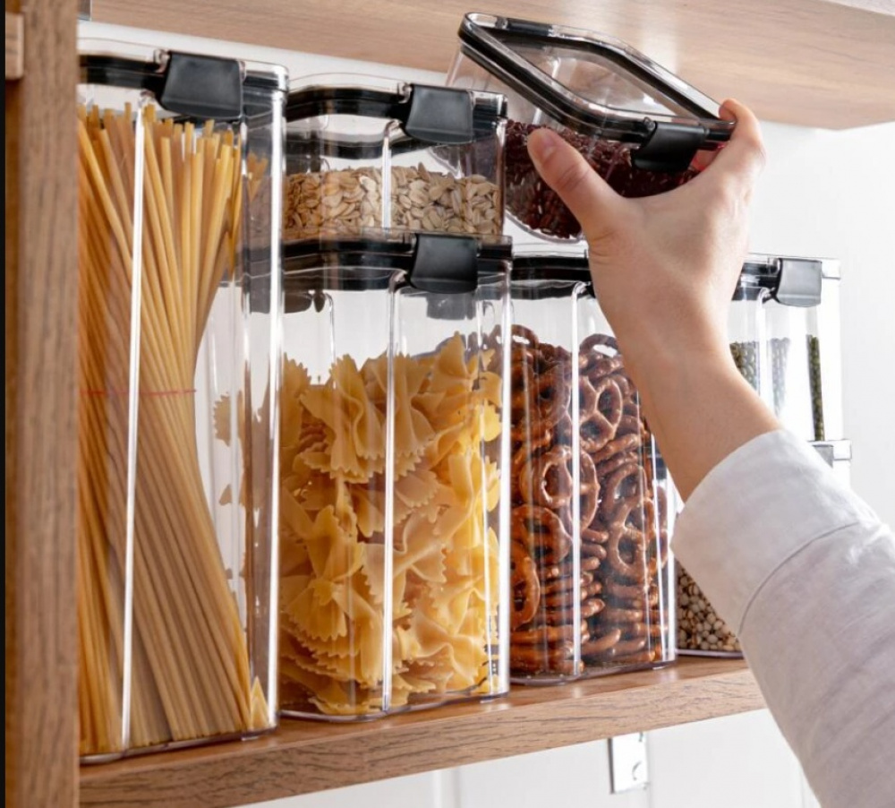 Burk, 1,9 Liter, TRITAN ULTRA SQUARE, Klar / Svart i gruppen Förvaring / Köksförvaring / Förvaringslådor och burkar / Sistema hos SmartaSaker.se (40320)