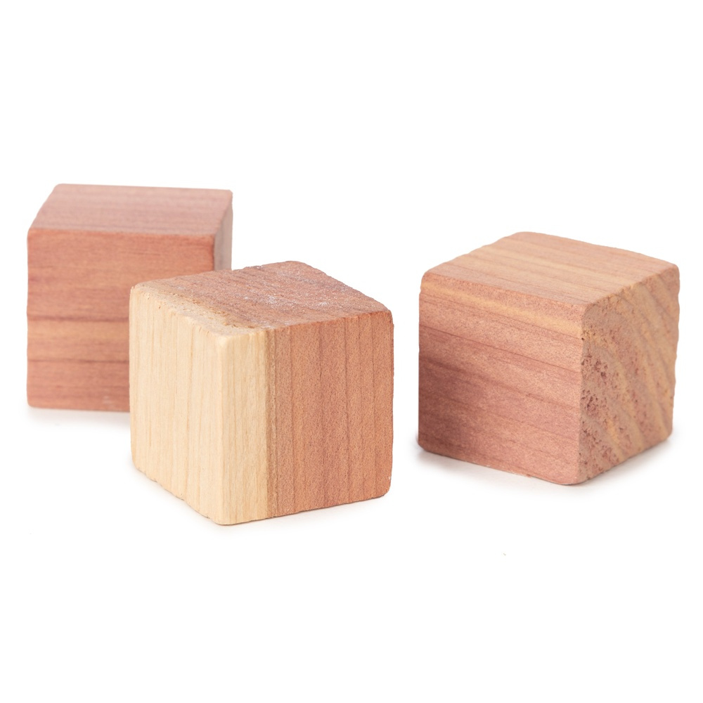 Cederträkuber, 16 st, RED CEDAR CUBES, 2 x 2 x 2 cm, Natur i gruppen Förvaring / Garderobsförvaring hos SmartaSaker.se (40362)