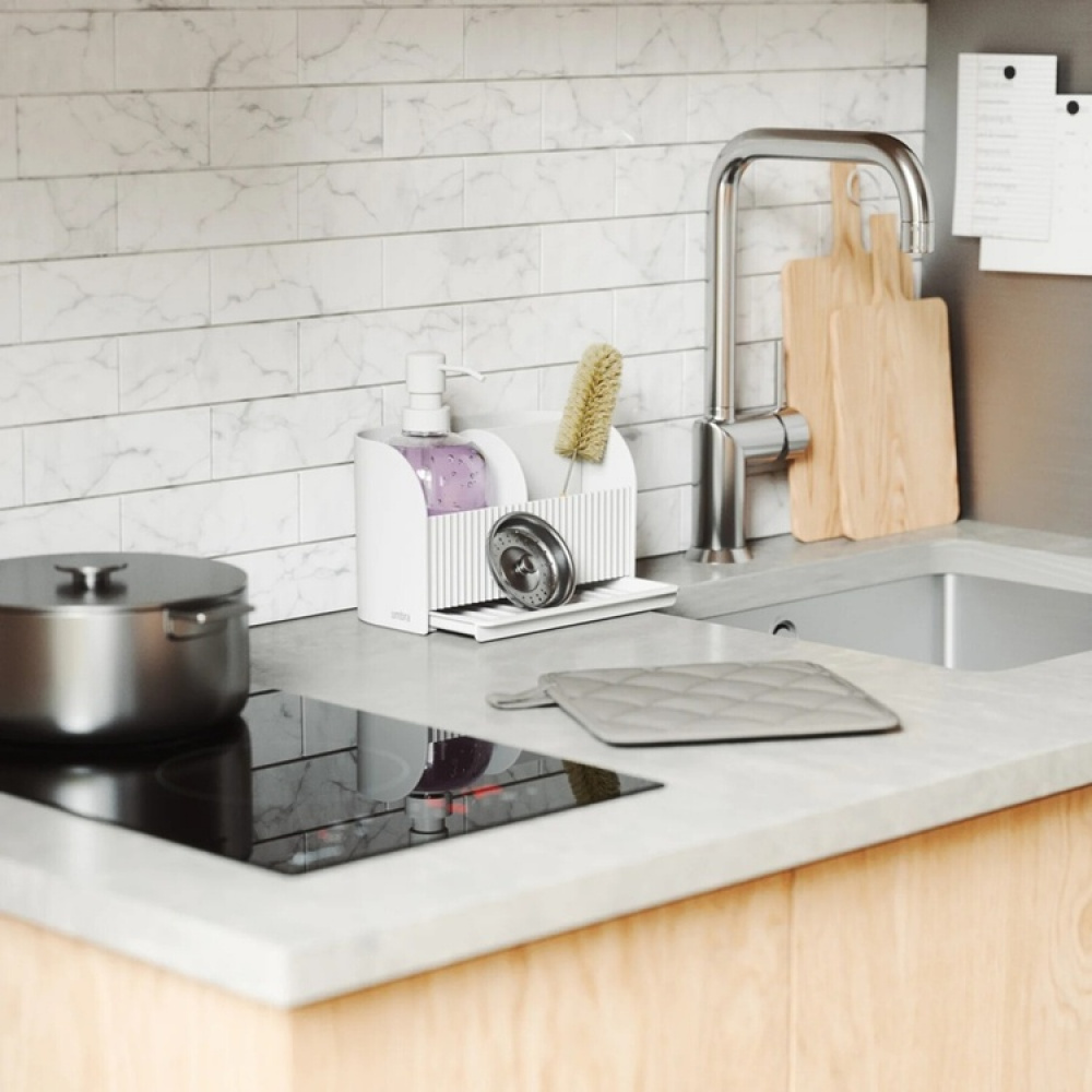 Diskbänksförvaring med diskmedelspump, UMBRA SLING SINK CADDY, 17 x 21 x H 18 cm, Vit i gruppen Förvaring / Köksförvaring / Diskställ och diskbänk hos SmartaSaker.se (40399)
