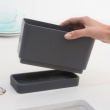 Diskbänksförvaring med Tvåldispenser, SINK ORGANISER SET, 8,5 x 19 x H 11,5 cm, Brabantia, Mörkgrå Diskbänksförvaring med Tvåldispenser, SINK ORGANISER SET, 8,5 x 19 x H 11,5 cm, Brabantia, Mörkgrå