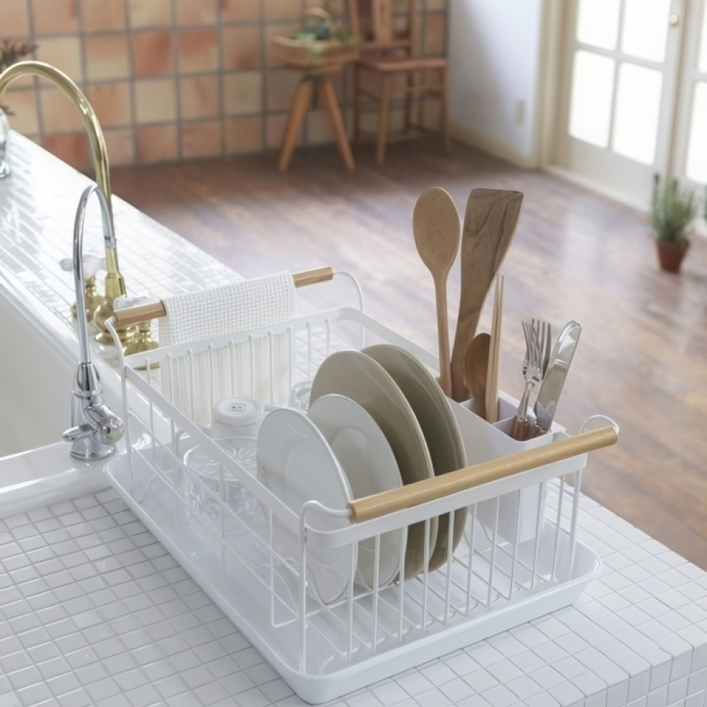 Diskställ med bricka, TOSCA DISH DRAINER, 47 x 33,5 x H 20 cm, Yamazaki, Vit i gruppen Förvaring / Köksförvaring / Diskställ och diskbänk hos SmartaSaker.se (40444)