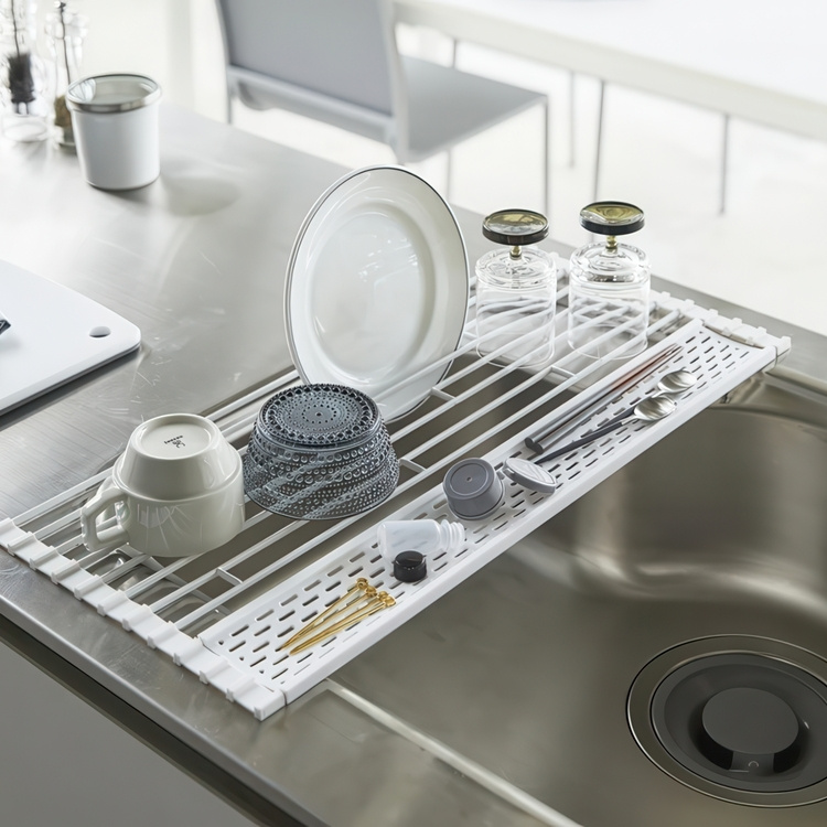 Diskunderlägg, över diskho, TOWER FOLDABLE DRAINER, 42 x 26 x H 0,8 cm, Yamazaki, Vit i gruppen Förvaring / Köksförvaring / Diskställ och diskbänk hos SmartaSaker.se (40470)