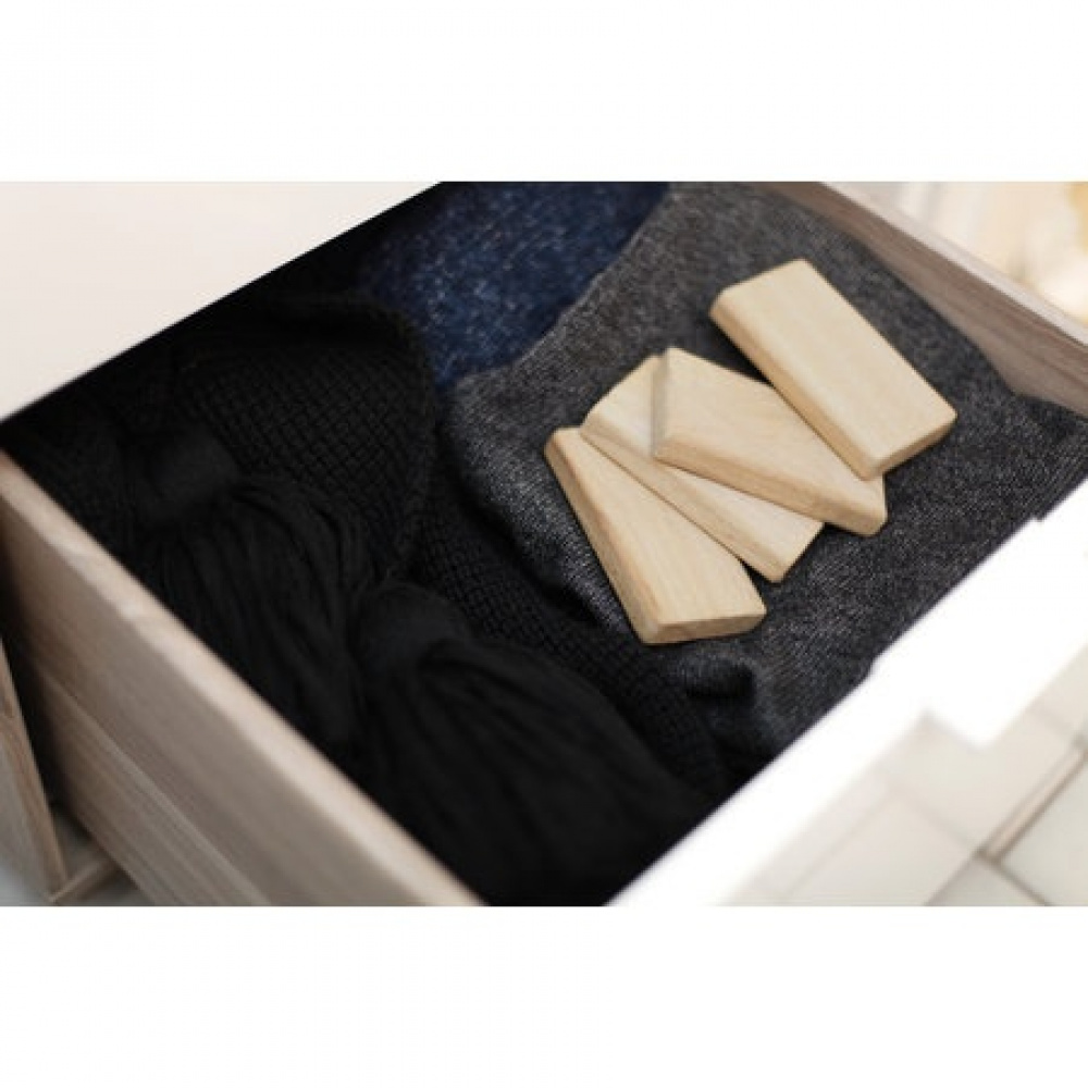 Doftblock, Cederträ, 4-pack, CEDAR BLOCKS, Bosign, Beige i gruppen Förvaring / Garderobsförvaring hos SmartaSaker.se (40477)