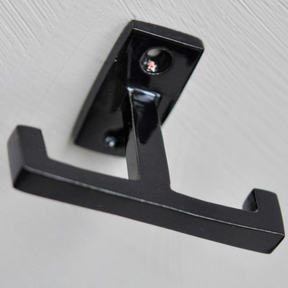 Dubbelkrok till hatthylla, STRAIGHT, Exmez i gruppen Förvaring / Hallförvaring / Krokar och hängare hos SmartaSaker.se (40499)