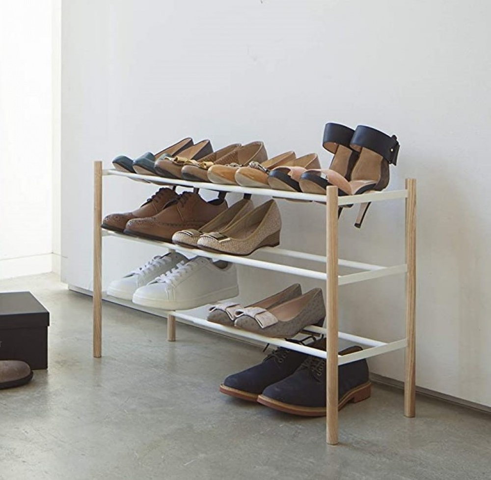Expanderbar skohylla, metall och trä, PLAIN 3-TIERED, 41 ~ 70 x 25 x H 45,5 cm, Yamazaki, Vit /Natur i gruppen Förvaring / Hallförvaring / Skohyllor hos SmartaSaker.se (40567)