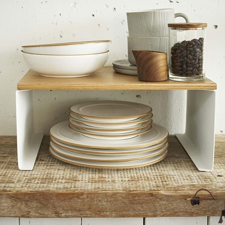 Extra hylla, TOSCA WOOD TOP, 30,5 x 22 x H 14,5 cm, Yamazaki, Vit / Trä i gruppen Förvaring / Köksförvaring / Organisera köksskåp hos SmartaSaker.se (40593)