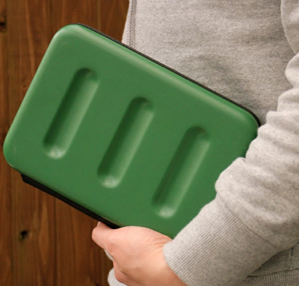 Fodral för sladdar mm, LARGE HARD SHELL CASE, 21,4 x 6 x H 15 cm, Nähe i gruppen Förvaring / Förvaring på resa / Packpåsar och packkuber hos SmartaSaker.se (40610)