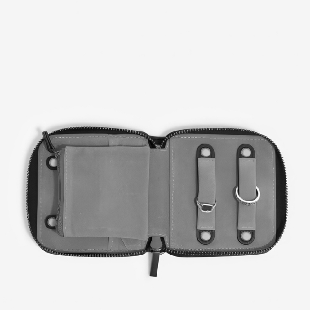Fodral för smycken, STACKERS COMPACT JEWELLRY PURSE, 11 x 11 x 2,5 cm i gruppen Förvaring / Förvaring på resa / Smyckesförvaring för resa hos SmartaSaker.se (40612)