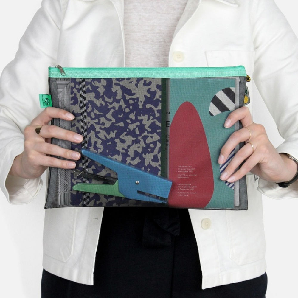 Fodral, PAPIER TIGRE LARGE MESH POCKET, 24 x 31 cm i gruppen Förvaring / Förvaring på resa hos SmartaSaker.se (40623)