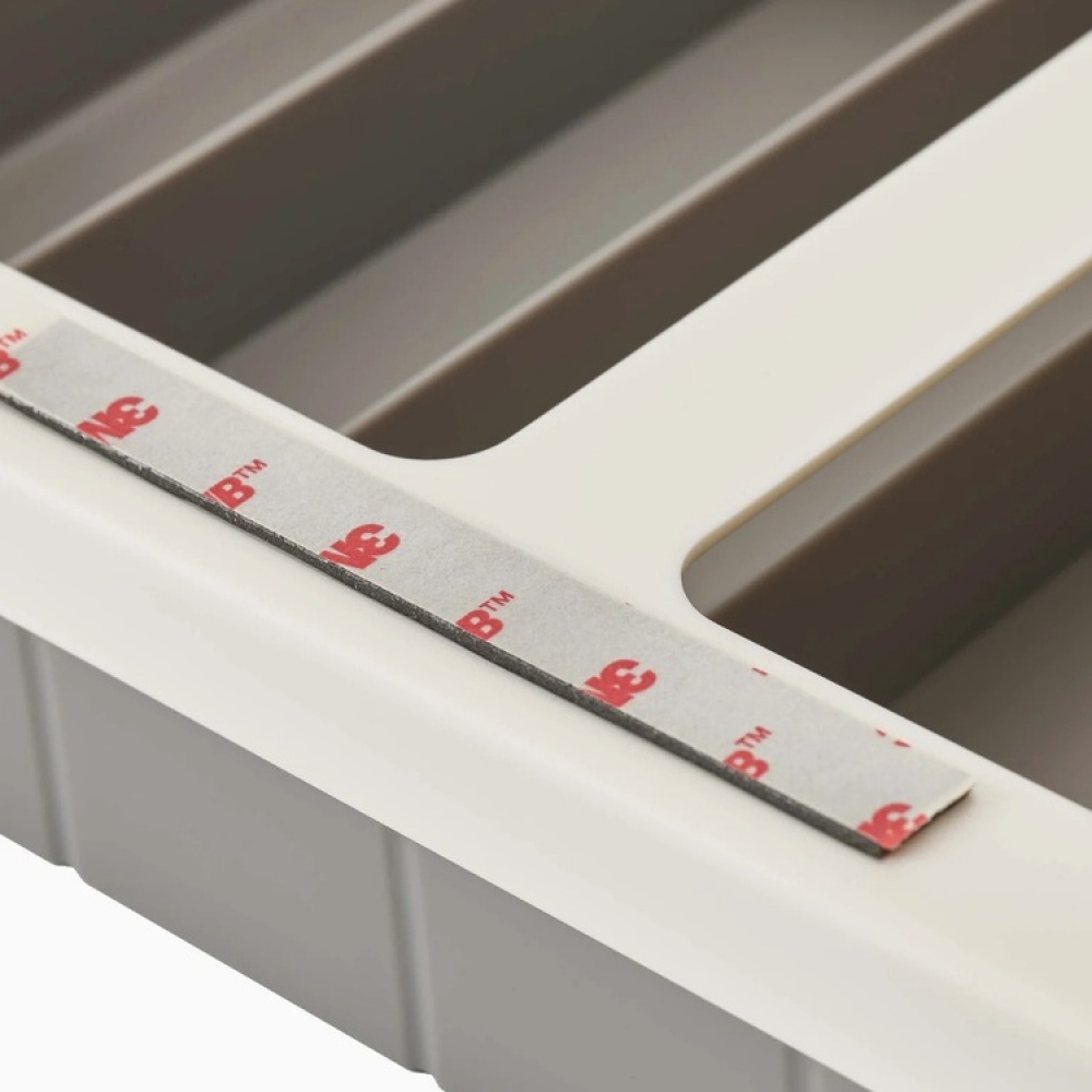 Förvaring av Kaffekapslar, Under Hylla, CUPBOARD STORE COFFEE POD DRAWER, Joseph Joseph, Grå i gruppen Förvaring / Köksförvaring / Organisera köksskåp / Under hyllan-förvaring hos SmartaSaker.se (40650)