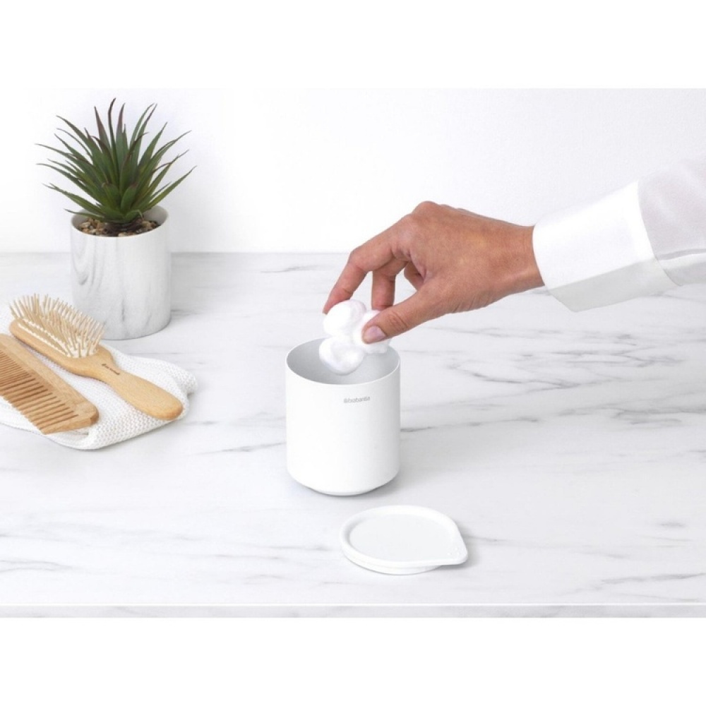 Förvaringsburk i metall, BRABANTIA MINDSET, Ø 8 x H 9,5 cm, Vit i gruppen Förvaring / Badrumsförvaring hos SmartaSaker.se (40715)