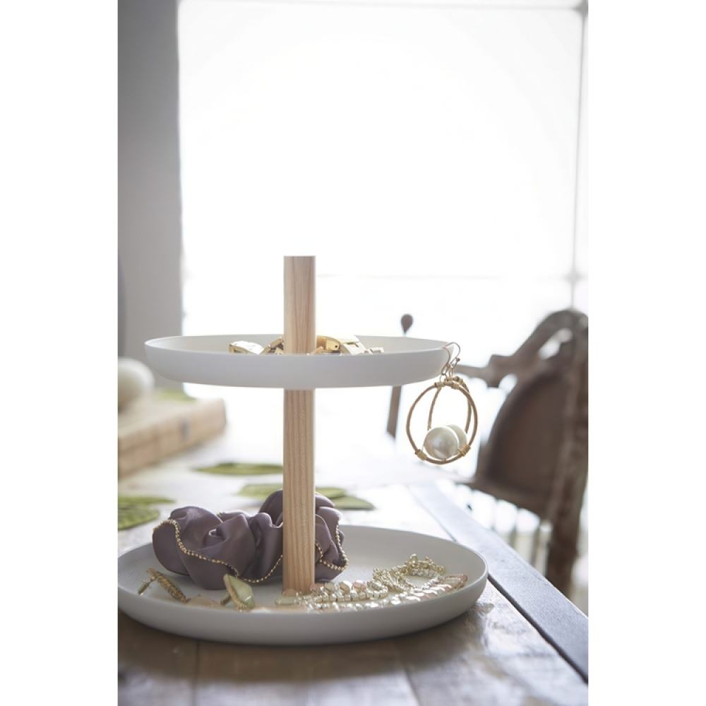 Förvaringsfat / smyckesfat, TOSCA ACCESSORIES TRAY, Yamazaki, Vit i gruppen Förvaring / Sovrumsförvaring / Smyckesförvaring hos SmartaSaker.se (40723)
