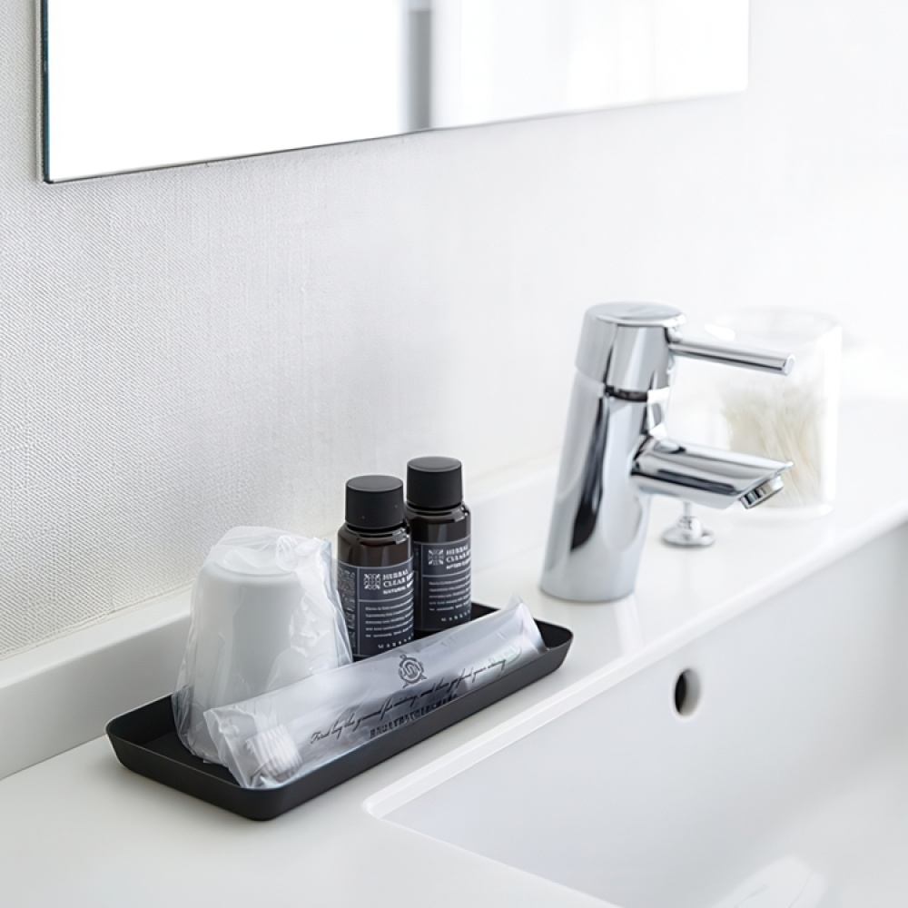 Förvaringsfat i metall, TOWER AMENITY TRAY, 22 x 10 x H 1,5 cm, Yamazaki i gruppen Förvaring / Badrumsförvaring hos SmartaSaker.se (40725)