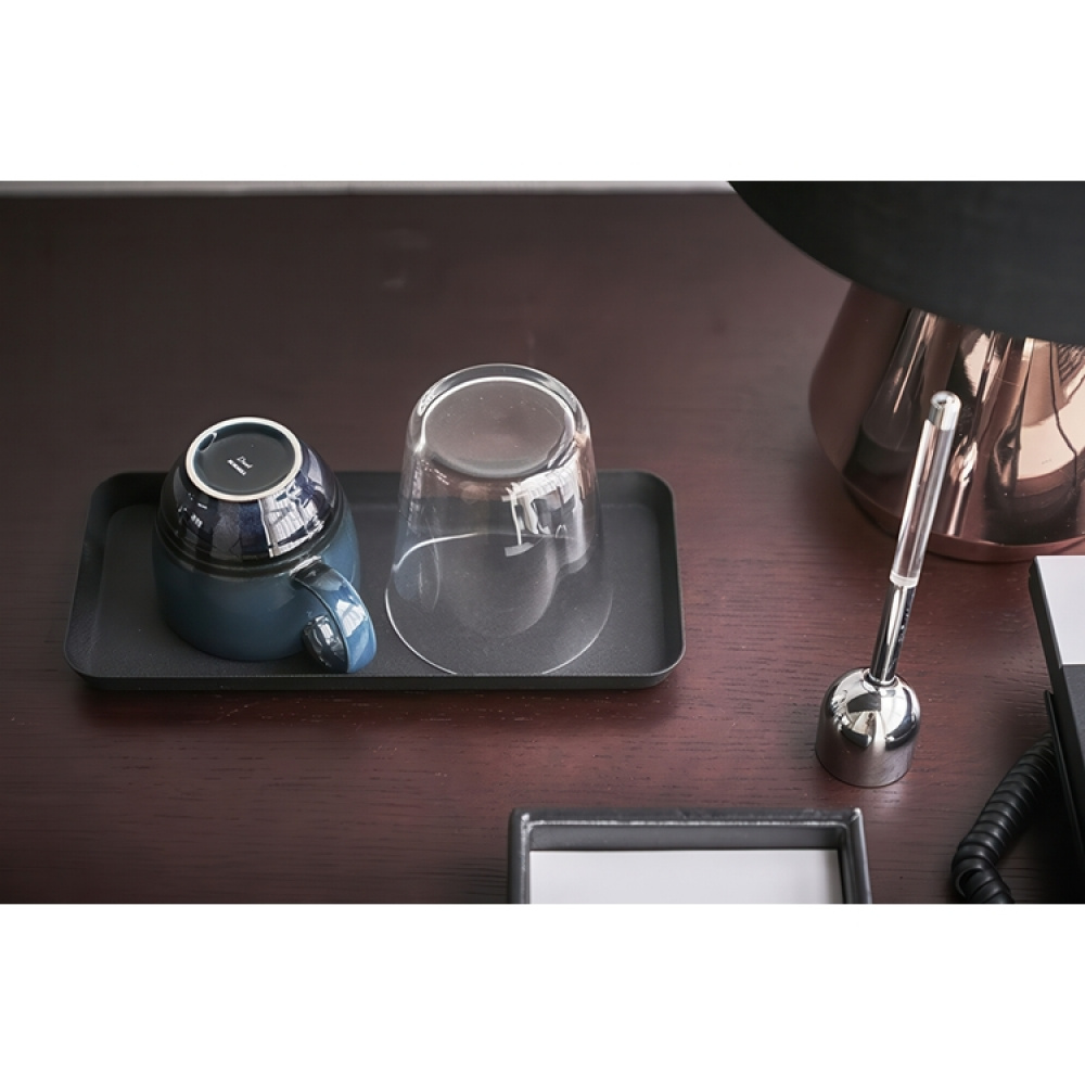 Förvaringsfat i metall, TOWER AMENITY TRAY, 22 x 10 x H 1,5 cm, Yamazaki i gruppen Förvaring / Badrumsförvaring hos SmartaSaker.se (40725)