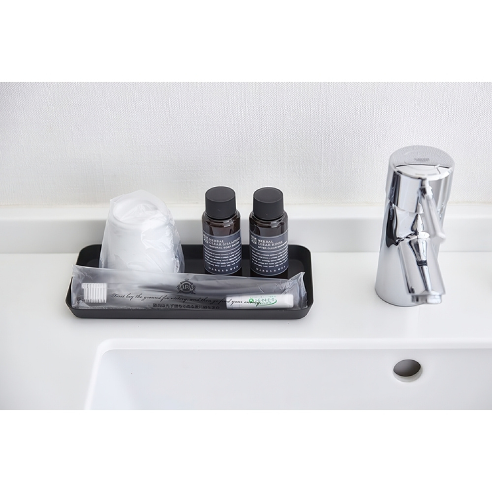 Förvaringsfat i metall, TOWER AMENITY TRAY, 22 x 10 x H 1,5 cm, Yamazaki i gruppen Förvaring / Badrumsförvaring hos SmartaSaker.se (40725)