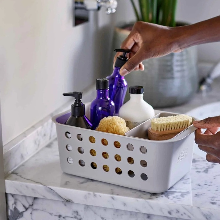 Förvaringskorg med bricka, EASY STORE COMPACT, 18,5 x 29 x H 13,3 cm, Joseph Joseph, Ljusgrå i gruppen Förvaring / Förvaringslådor / JosephJoseph förvaringslådor hos SmartaSaker.se (40754)