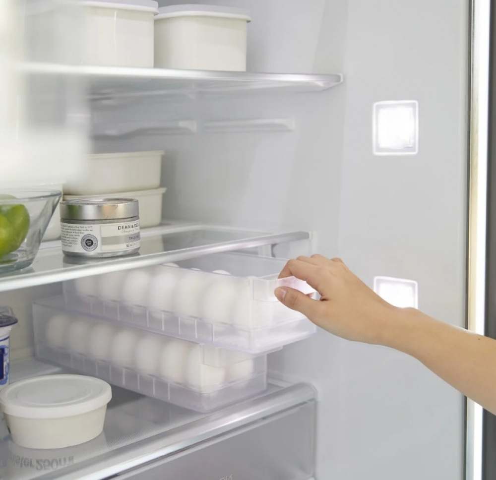 Förvaringslåda för 14 ägg, Stapelbar, TOWER MODERN EGG TRAY Yamazaki, Frostigt transparent i gruppen Förvaring / Köksförvaring / Kylskåpsförvaring hos SmartaSaker.se (40792)