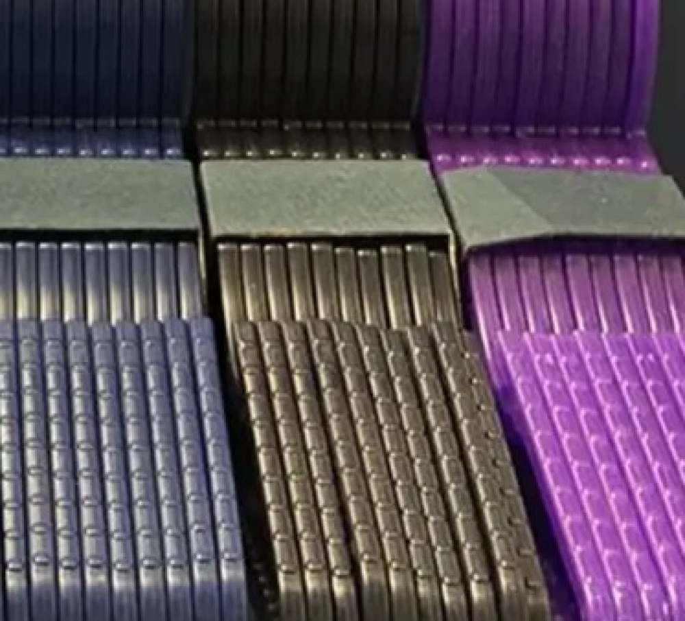 Galgar av återvunnen plast, 10 st, BIG PACK ( r e ) Ë£ OCEAN HANGERS, 42 cm, Svarta i gruppen Förvaring / Garderobsförvaring / Galgar och hängare hos SmartaSaker.se (40897)