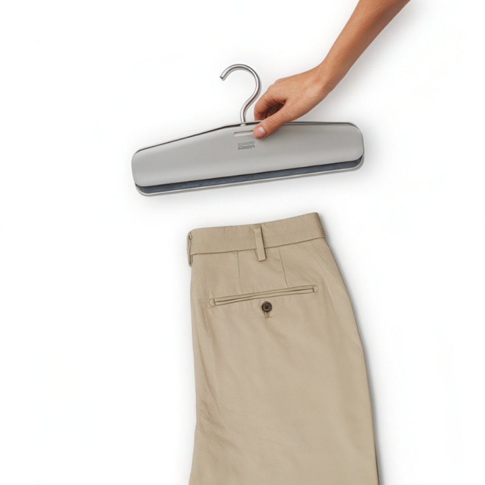 Galgar för byxor och kjolar, 2 st, ORDERLY EASY GRIP, Joseph Joseph, Grå-Beige i gruppen Förvaring / Garderobsförvaring / Galgar och hängare hos SmartaSaker.se (40900)