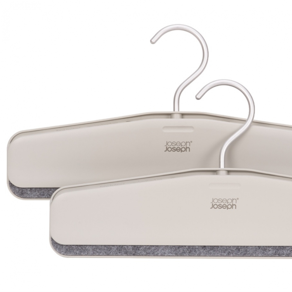 Galgar för byxor och kjolar, 2 st, ORDERLY EASY GRIP, Joseph Joseph, Grå-Beige i gruppen Förvaring / Garderobsförvaring / Galgar och hängare hos SmartaSaker.se (40900)