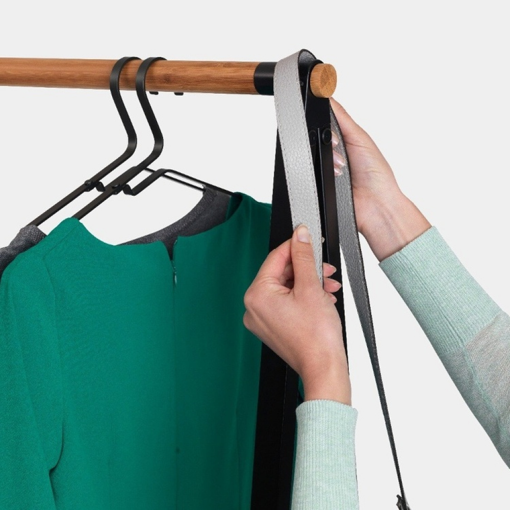 Galgar i Aluminium, 4 st, BRABANTIA NO STRETCH, 42 cm i gruppen Förvaring / Garderobsförvaring / Galgar och hängare hos SmartaSaker.se (40905)