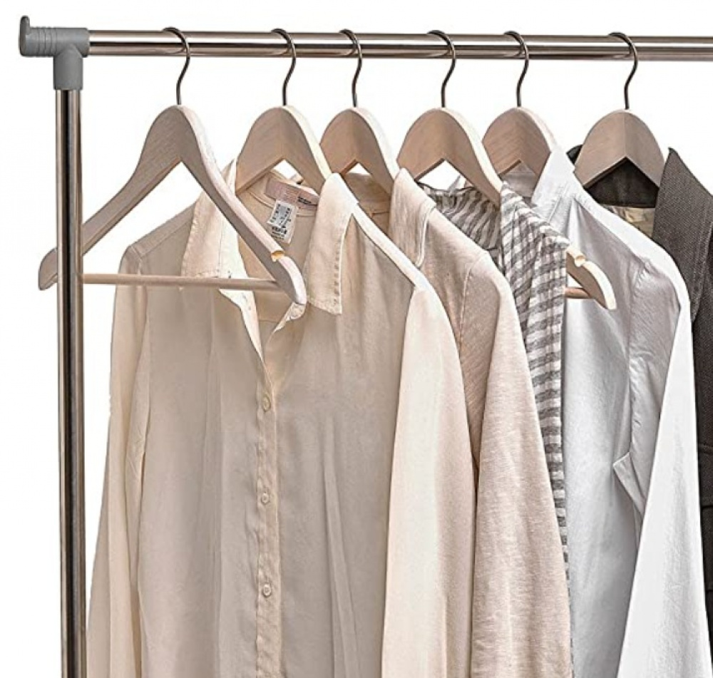 Galgar i trä, 3 st, LIVING, 45 cm, White wash i gruppen Förvaring / Garderobsförvaring / Galgar och hängare hos SmartaSaker.se (40909)