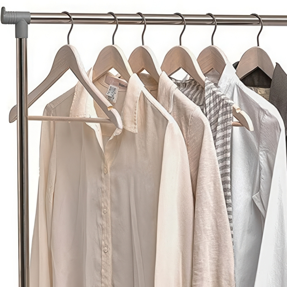 Galgar i trä, 3 st, LIVING, 45 cm, White wash i gruppen Förvaring / Garderobsförvaring / Galgar och hängare hos SmartaSaker.se (40909)