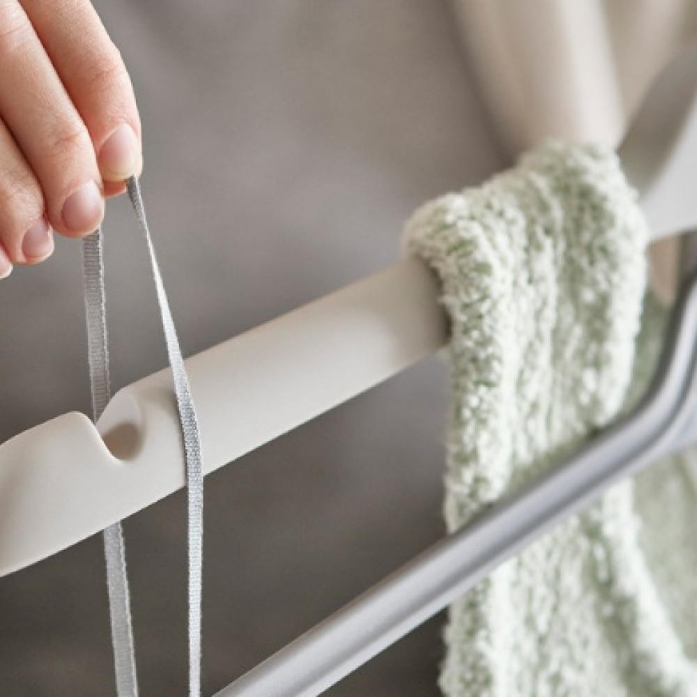 Galgar, 2 st, ORDERLY LONG GARMENT, Joseph Joseph, 42,5 cm, Grå-Beige i gruppen Förvaring / Garderobsförvaring / Galgar och hängare hos SmartaSaker.se (40913)