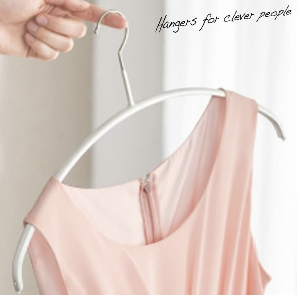 Galge för tröjor och T-Shirts, MAWA LIGHT OBERTEILBÃœGEL, 40 cm, Pärlvit / Guld i gruppen Förvaring / Garderobsförvaring / Galgar och hängare hos SmartaSaker.se (40953)
