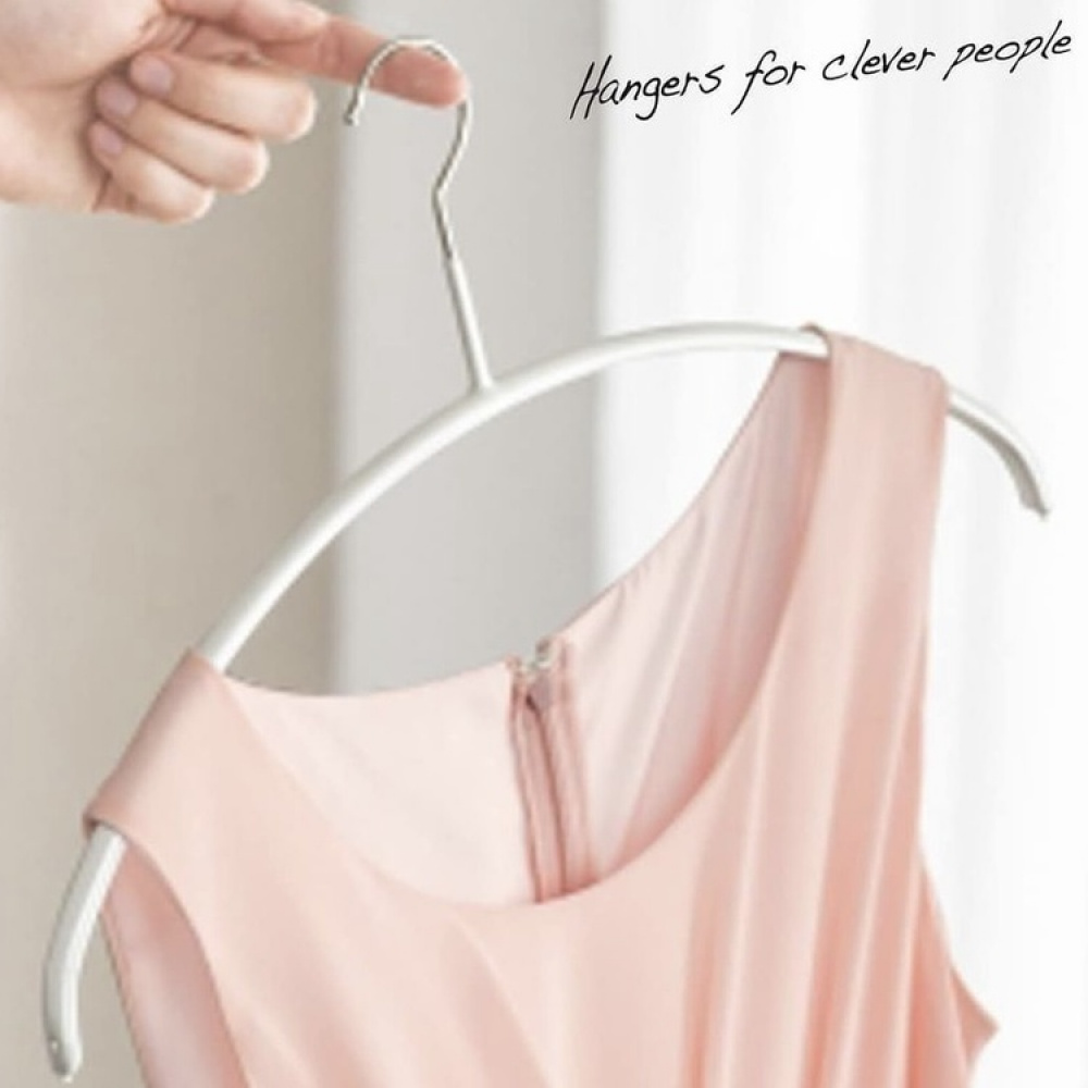 Galge för tröjor och T-Shirts, MAWA LIGHT OBERTEILBÜGEL, 40 cm, Pärlvit / Guld i gruppen Förvaring / Garderobsförvaring / Galgar och hängare hos SmartaSaker.se (40953)