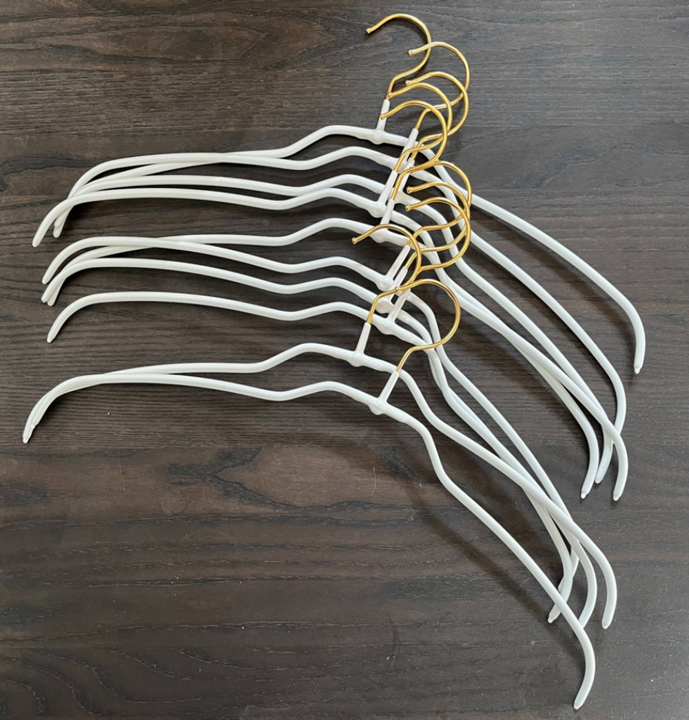 Galge, Extra tunn, Anti-Slip, MAWA THIN SPECIAL, 42 cm, Pärlvit / Guld i gruppen Förvaring / Garderobsförvaring / Galgar och hängare hos SmartaSaker.se (40981)