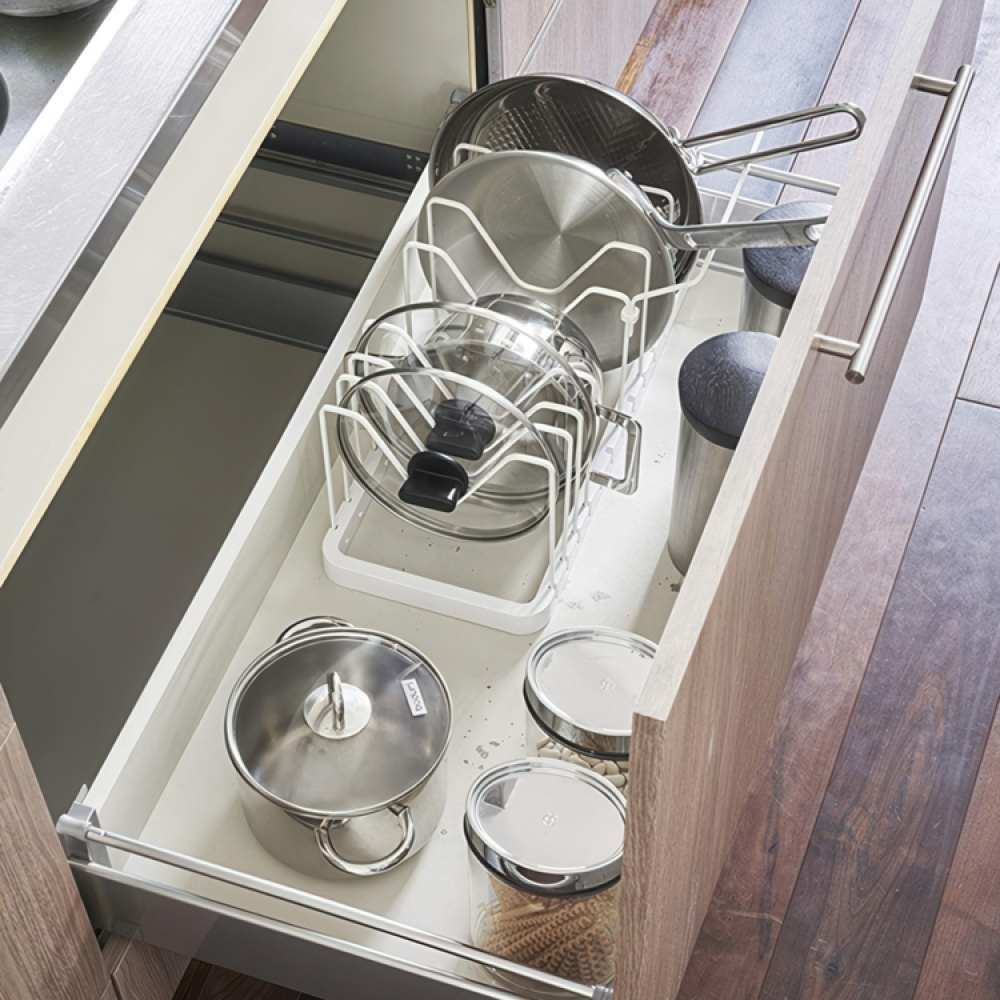 Grytlocks- & Stekpannsförvaring, Justerbar, TOWER, Yamazaki, Justerbar 45 - 82 cm, vit i gruppen Förvaring / Köksförvaring / Organisera köksskåp hos SmartaSaker.se (41047)