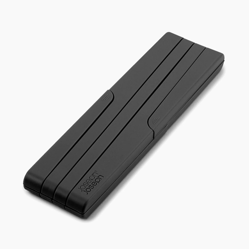 Grytunderlägg i Silikon, STRETCH EXTANDABLE POT STAND, Joseph Joseph, Svart i gruppen Förvaring / Köksförvaring hos SmartaSaker.se (41053)