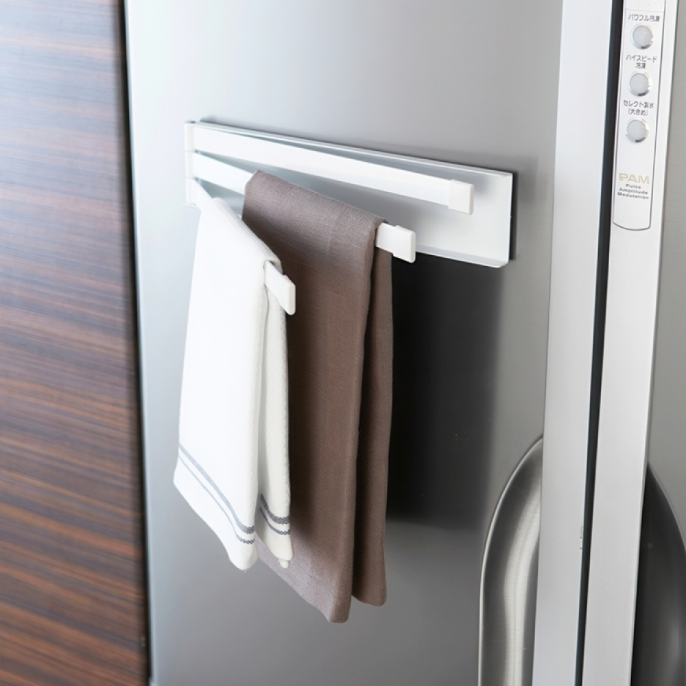 Handdukshållare i metall, Magnetisk, TOWER TEA-TOWEL HANGER, Yamazaki, Vit i gruppen Förvaring / Badrumsförvaring hos SmartaSaker.se (41059)
