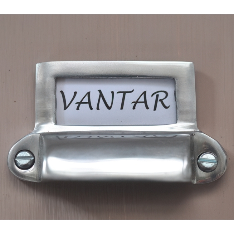 Handtag med etikett hållare, EXMEZ, 7 x H 4 cm, Silver i gruppen Förvaring / Magneter och självhäftande / Skyltar och etiketter hos SmartaSaker.se (41063)