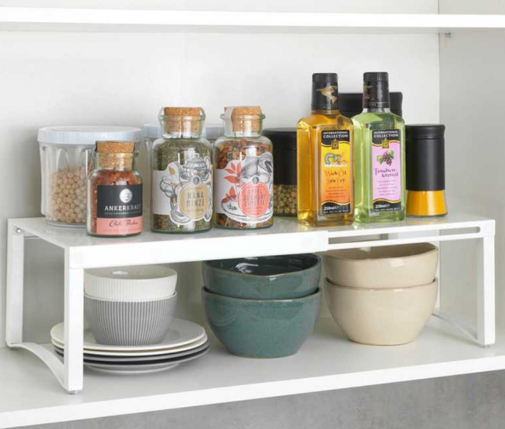 Hylla i kraftig metall, Expanderbar, TELESCOPIC SHELF, 30 -54 x 25 x H 15 cm, Vit i gruppen Förvaring / Köksförvaring / Organisera köksskåp hos SmartaSaker.se (41179)
