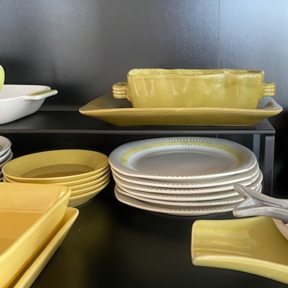 Hylla i metall, Smal, Expanderbar, FRAME INNER RACK, 34~60 x 12 x H 10 cm, Yamazaki i gruppen Förvaring / Hallförvaring hos SmartaSaker.se (41186)