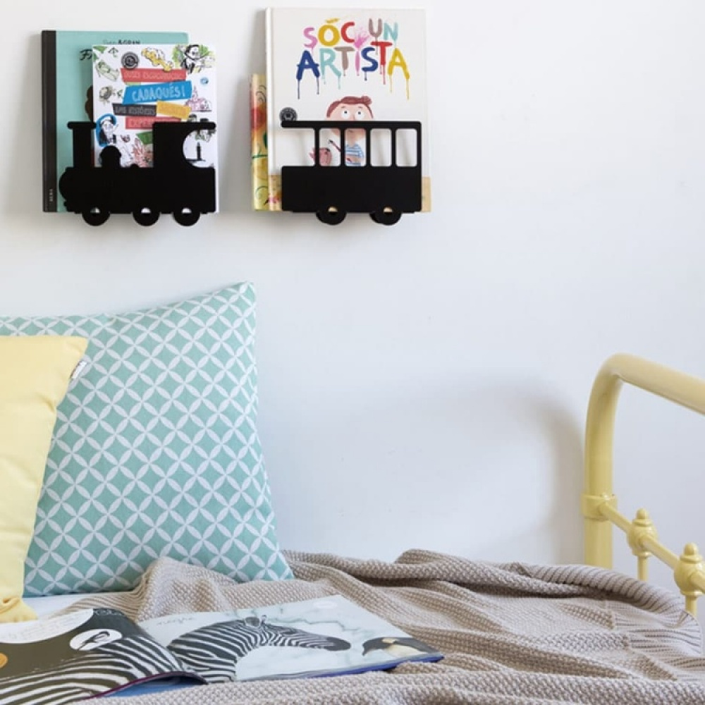 Hyllor för böcker, Lok med vagn. BLACK TRAIN BOOK SHELF, Svart i gruppen Förvaring / Barnrumsförvaring hos SmartaSaker.se (41194)