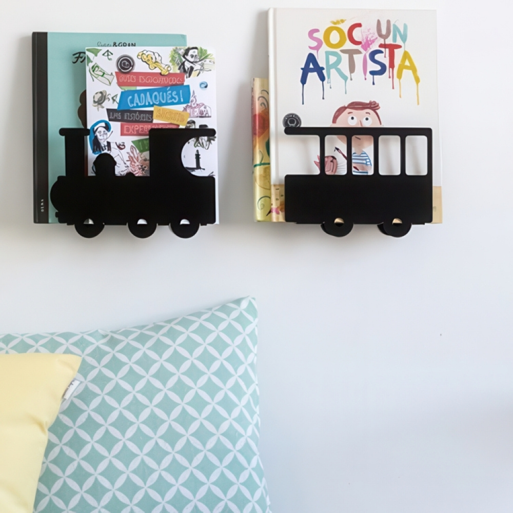 Hyllor för böcker, Lok med vagn. WHITE TRAIN BOOK SHELF, Vit i gruppen Förvaring / Barnrumsförvaring hos SmartaSaker.se (41195)