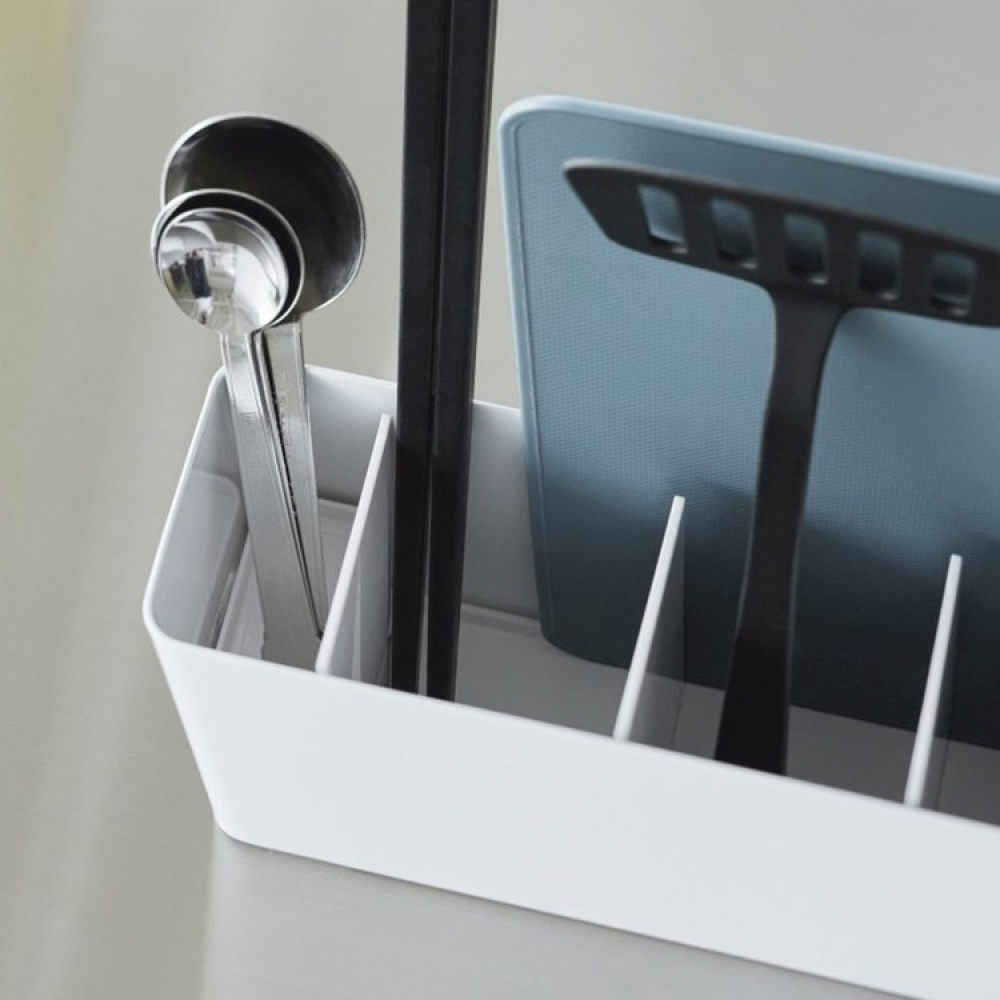 Hållare för köksredskap i metall, TOWER UTENSIL HOLDER, Yamazaki, Vit i gruppen Förvaring / Köksförvaring hos SmartaSaker.se (41218)