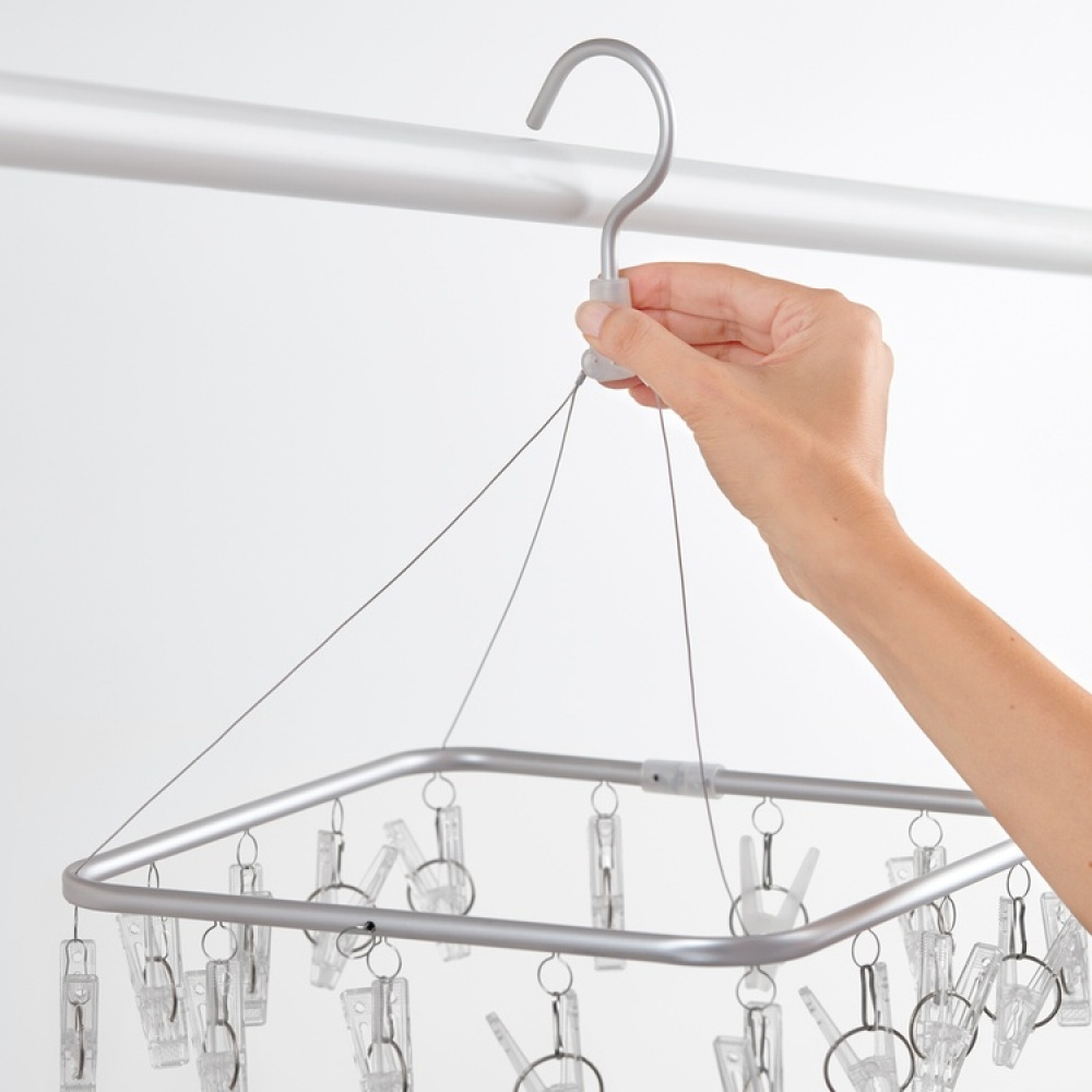 Hängande liten torkställning, TENDERO CON PINZAS, 28,5 x 28 cm, Aluminium i gruppen Förvaring / Tvätt och tork / Torkställningar hos SmartaSaker.se (41285)