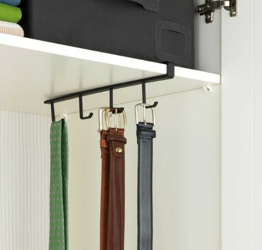 Hängare, under hylla, med 4 krokar för koppar, COFFEE CUP HANGER, Svart i gruppen Förvaring / Köksförvaring hos SmartaSaker.se (41300)