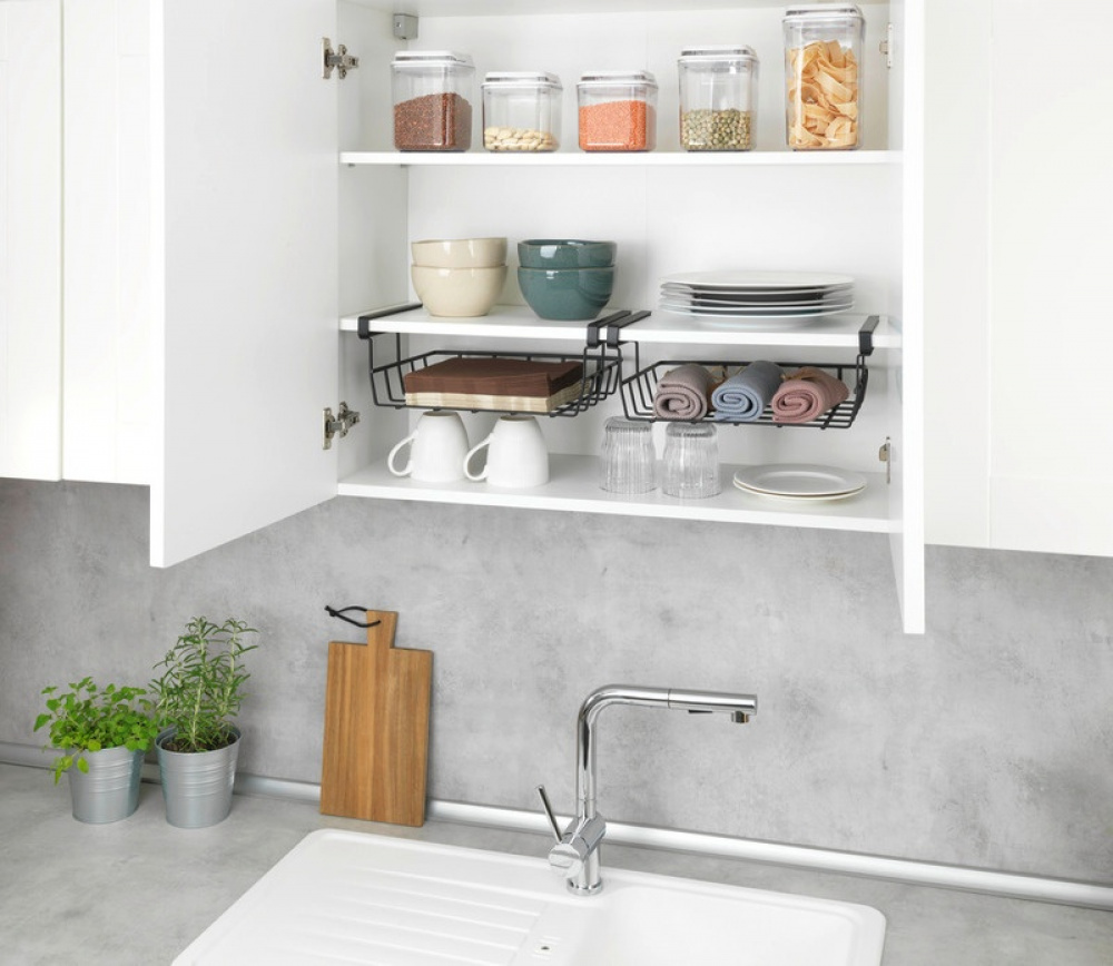Hängkorg för hylla, PREMIUM UNDER SHELF BASKET, 34 x 25 x H 13 cm, Svart i gruppen Förvaring / Köksförvaring / Organisera köksskåp / Under hyllan-förvaring hos SmartaSaker.se (41313)