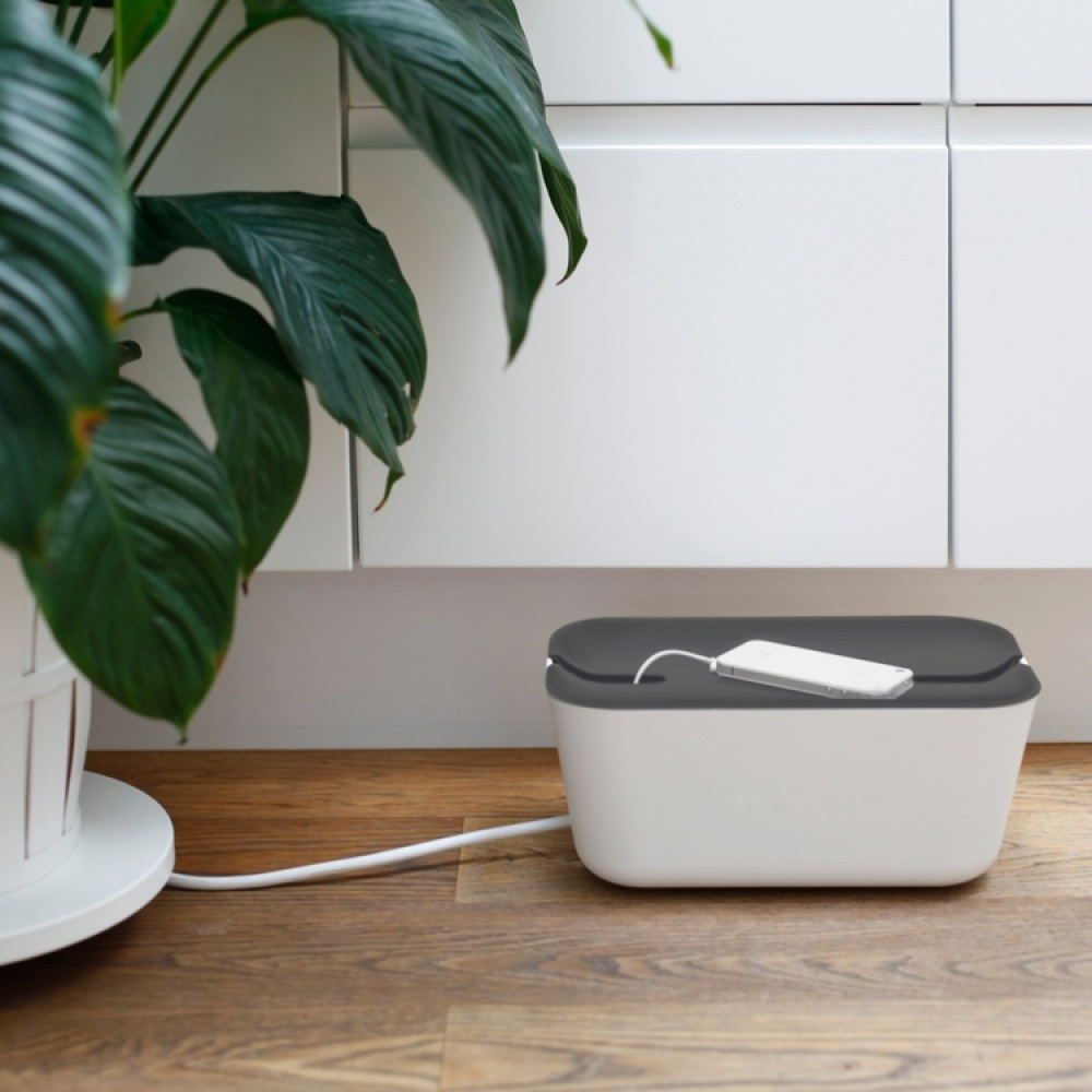 Kabelsamlare, BOSIGN MEDIUM CABLE ORGANISER, 30 x 18 x H 13,5 cm, Vit / Grå i gruppen Förvaring / Förvaringslådor hos SmartaSaker.se (41338)