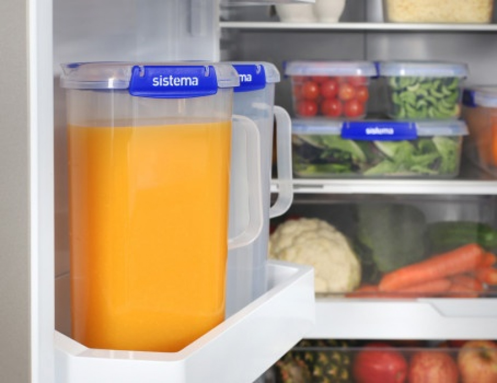Kanna med lock, 2 Liter, KLIP IT PLUS JUICE, Transparent / Kornblå i gruppen Förvaring / Köksförvaring / Förvaringslådor och burkar / Sistema hos SmartaSaker.se (41347)