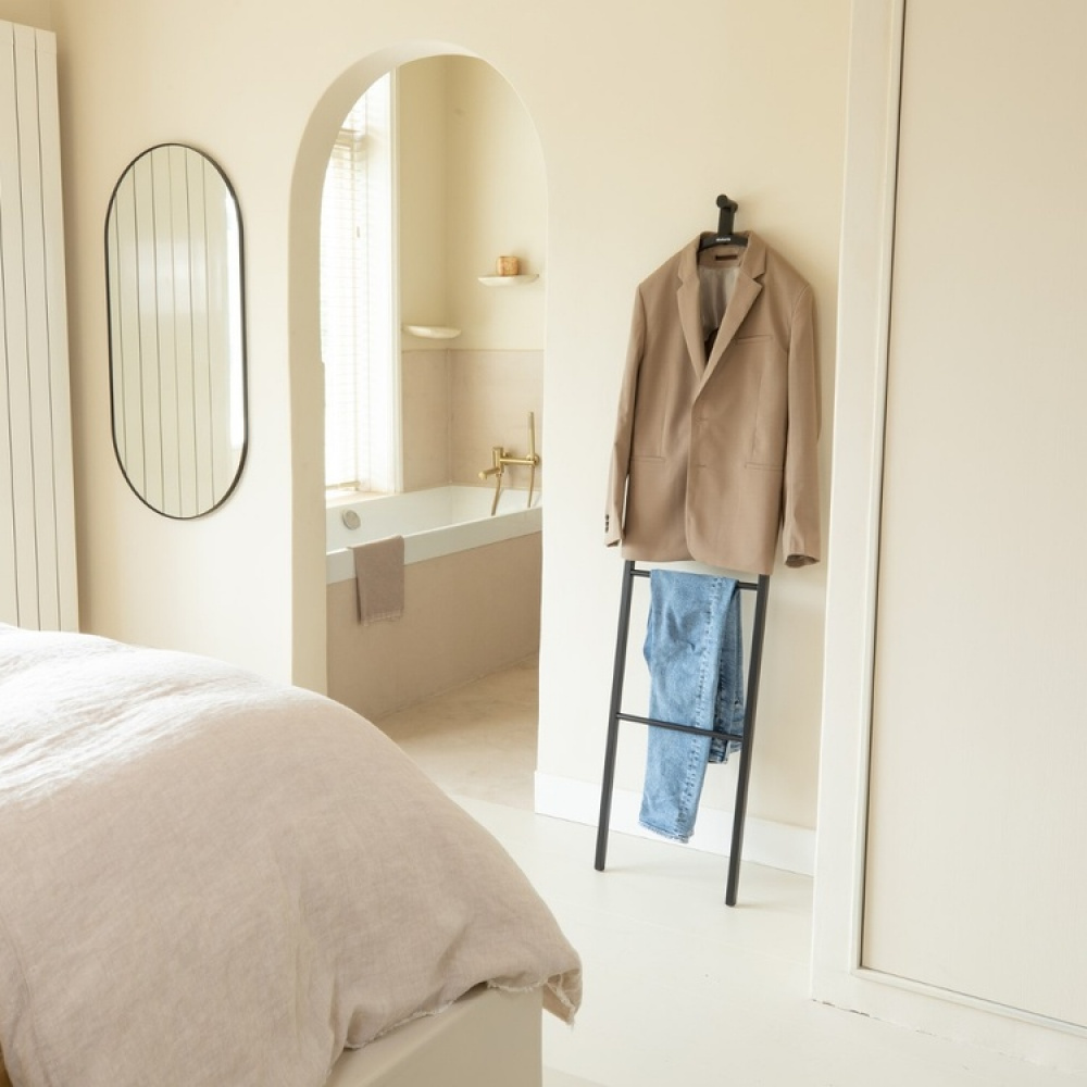 Klädställning att luta mot väggen, BRABANTIA LINN DRESSBOY, 38 x H 168 cm i gruppen Förvaring / Sovrumsförvaring / Klädställningar hos SmartaSaker.se (41376)